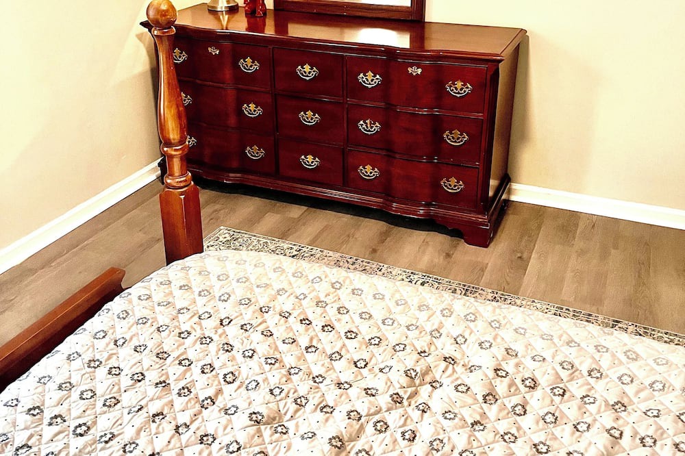 Photo of Bedroom in Tuscaloosa