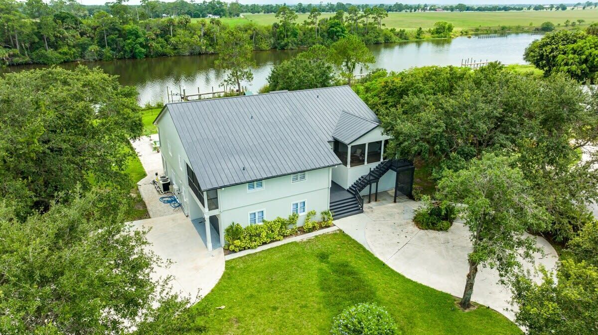 Photo of Outdoor in Palm City