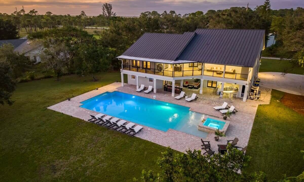 Photo of Outdoor in Palm City