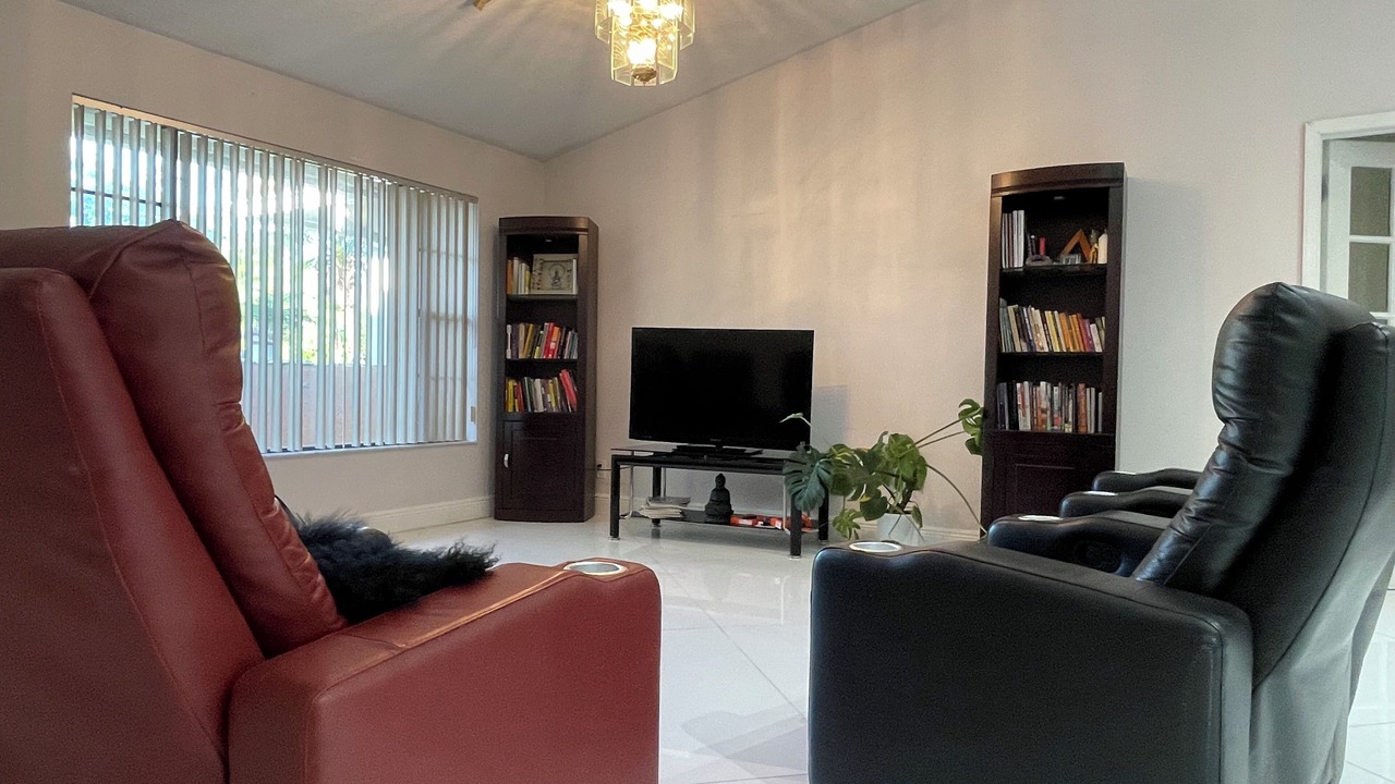 Photo of Livingroom in Coral Springs
