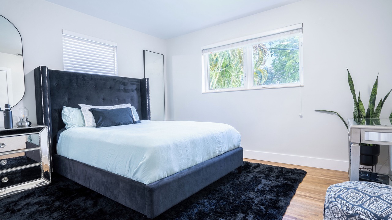 Photo of Bedroom in El Portal