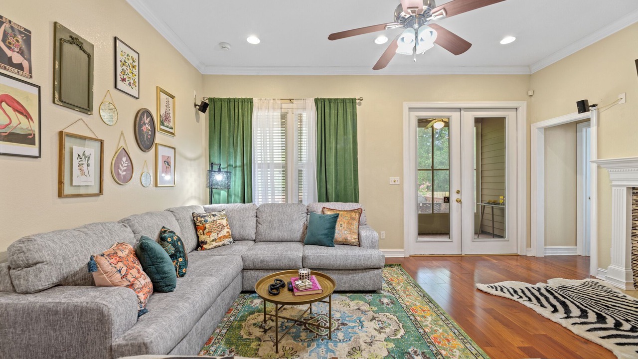 Photo of Livingroom in Tallahassee