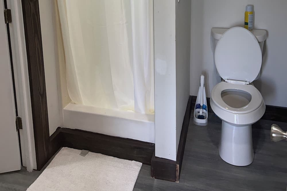 Photo of Bathroom in Fountain