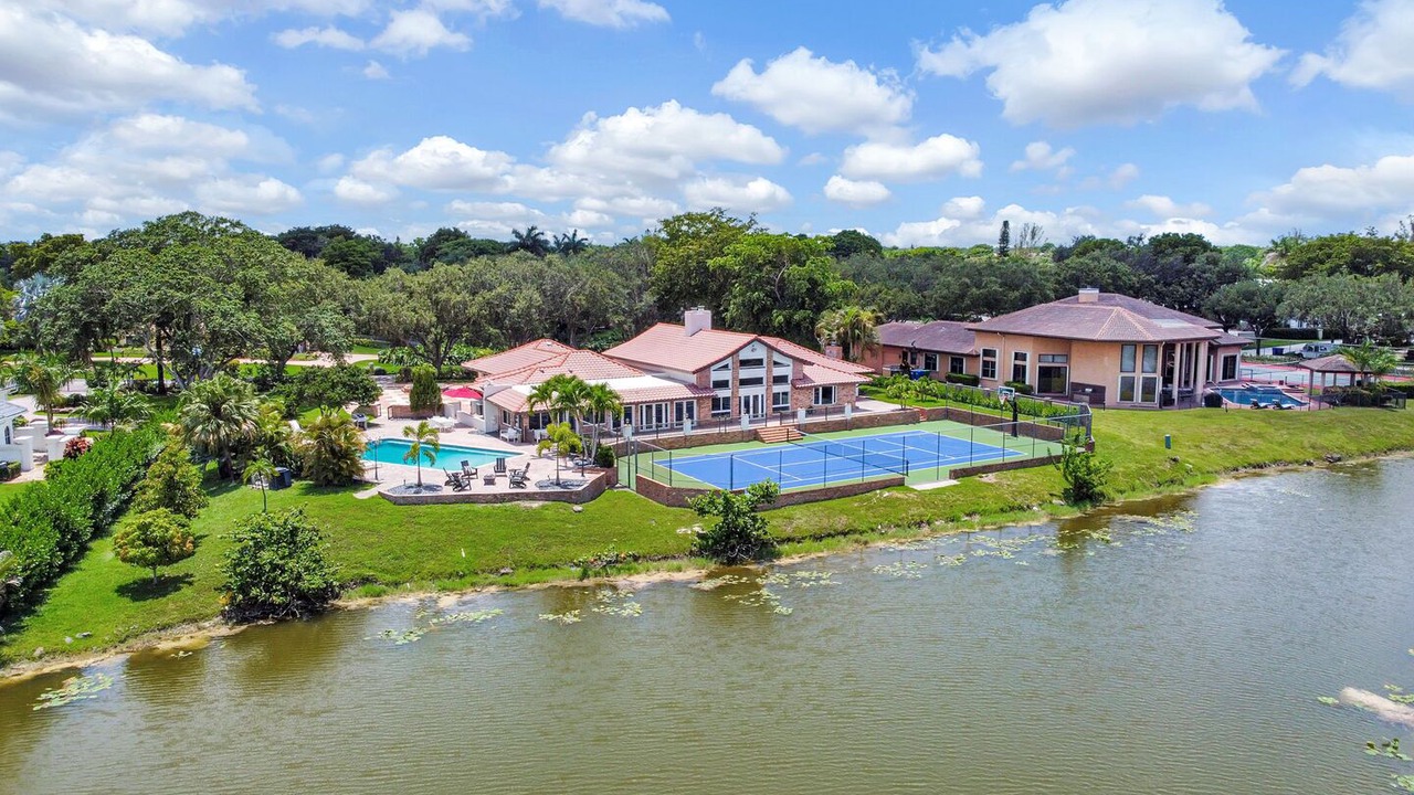 Photo of Outdoor in Coral Springs