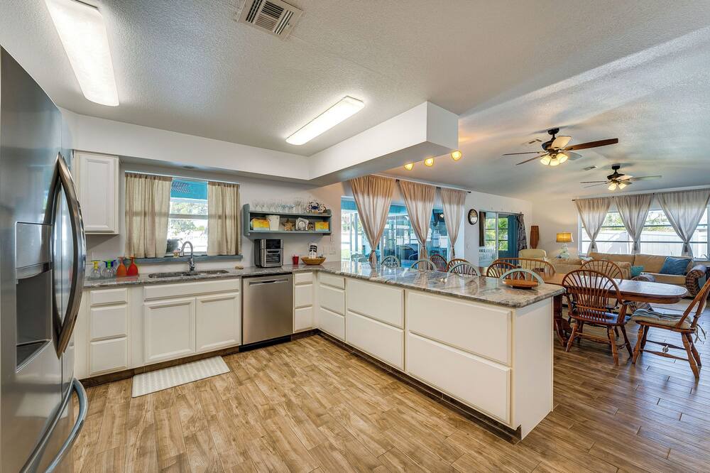 Photo of Kitchen in Grove City