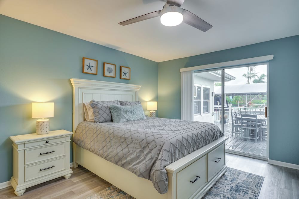 Photo of Bedroom in Matlacha Isles