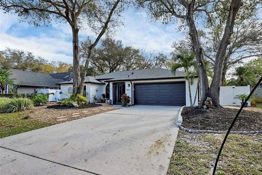 Photo of Outdoor in Country Oaks