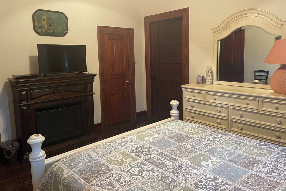 Photo of Bedroom in Williston