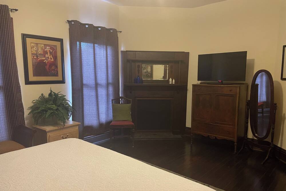 Photo of Bedroom in Williston