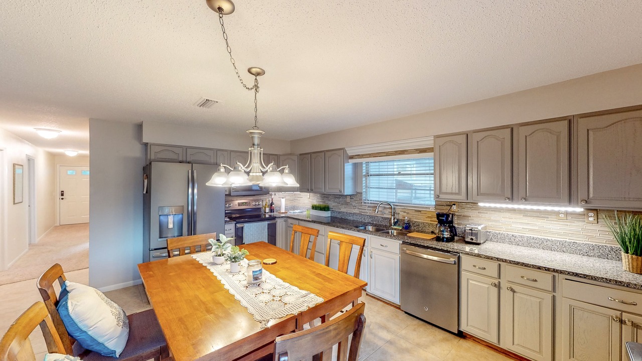 Photo of Kitchen in Bell
