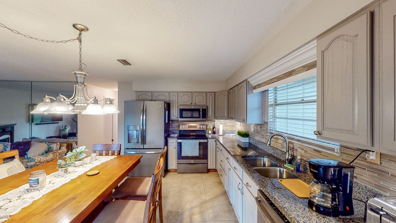 Photo of Kitchen in Bell