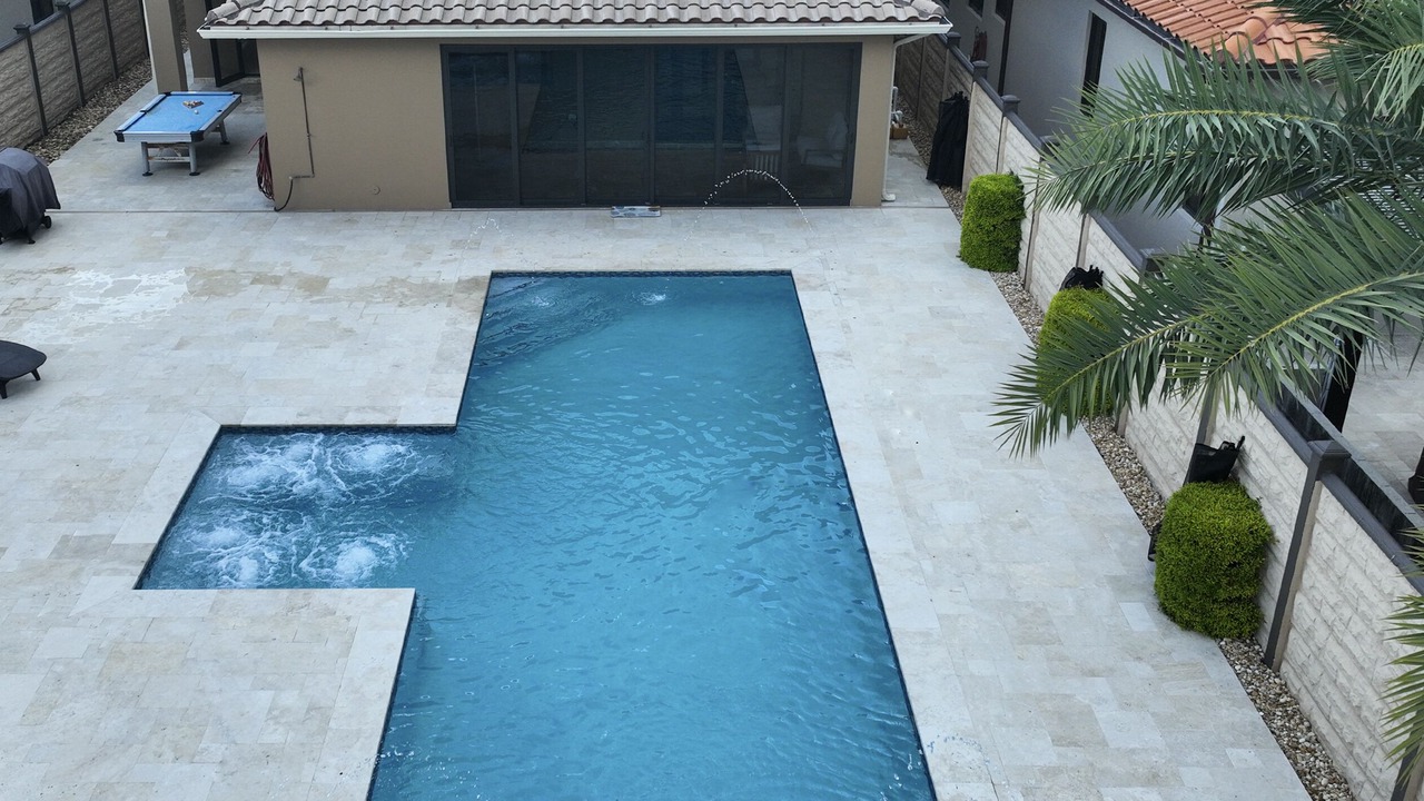 Photo of Outdoor in Tamiami