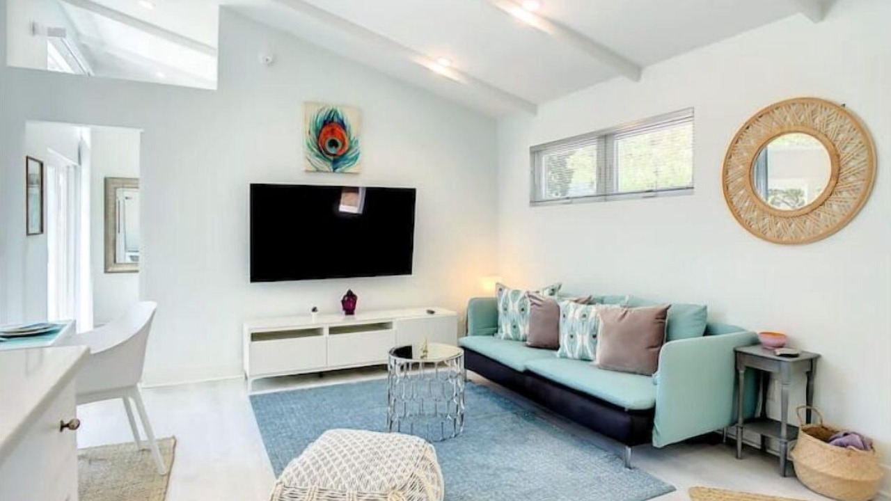 Photo of Livingroom in Disston Heights