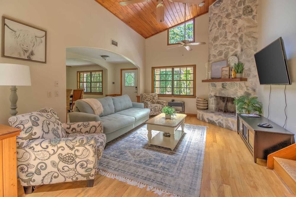 Photo of Livingroom in Palm City