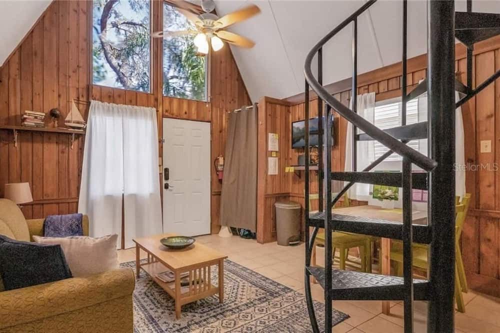 Photo of Livingroom in Vacation Village