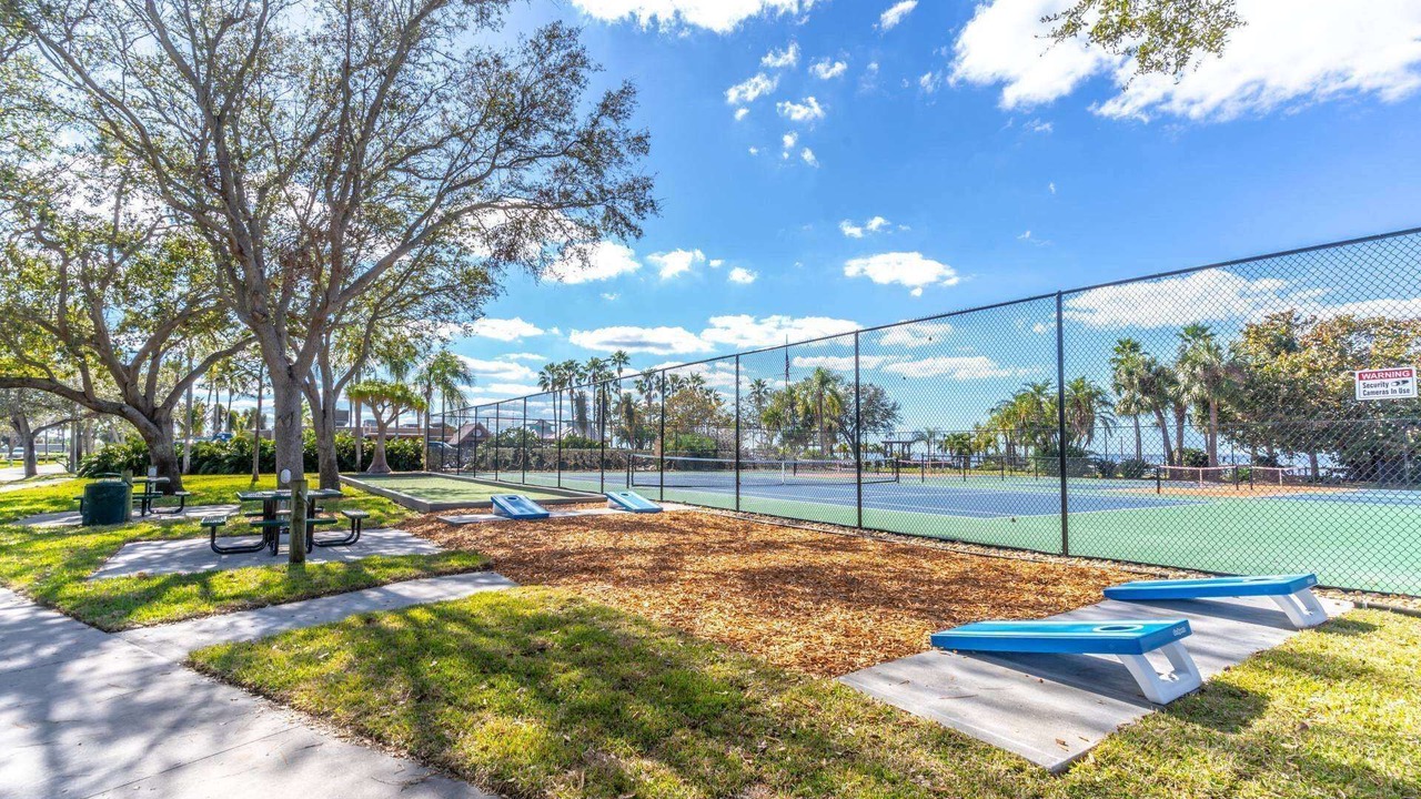 Photo of Outdoor in Ruskin