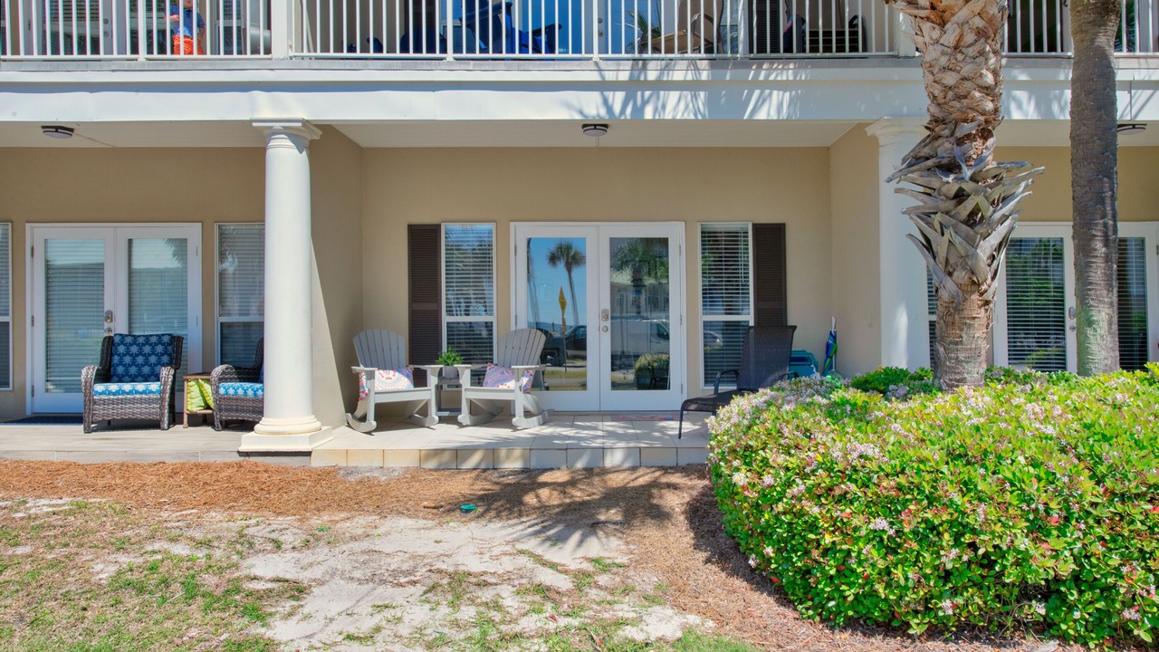 Photo of Patio Balcony in Crystal Shores
