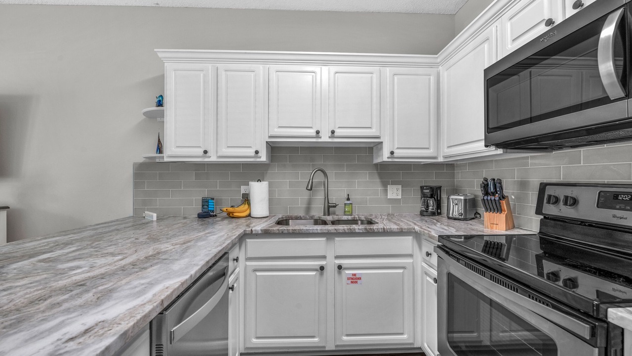 Photo of Kitchen in Crystal Shores