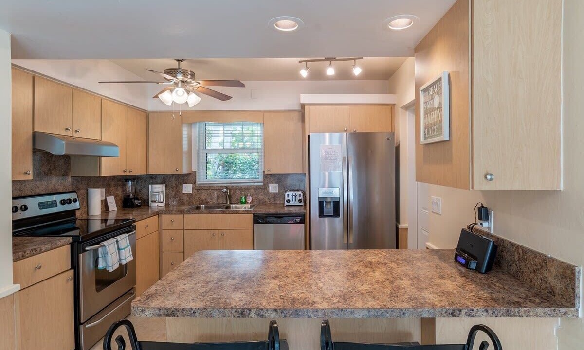 Photo of Kitchen in Santa Barbara Estates