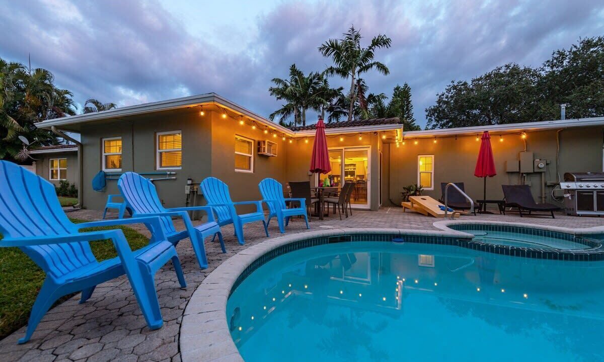 Photo of Outdoor in Santa Barbara Estates