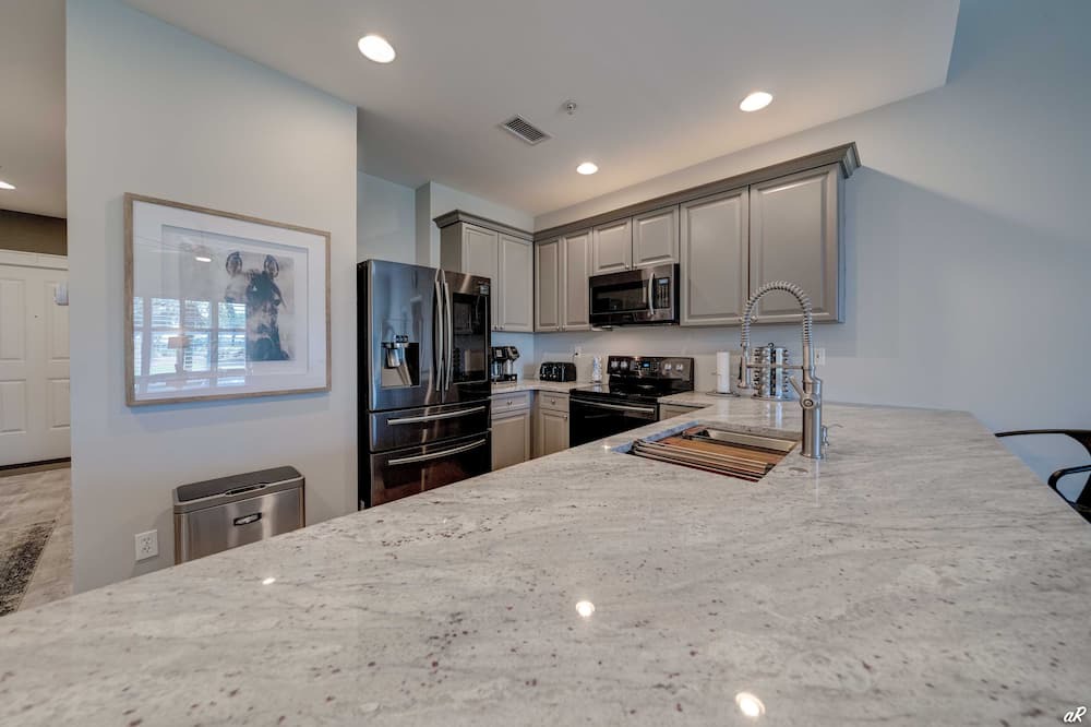 Photo of Kitchen in Upper Grand Lagoon