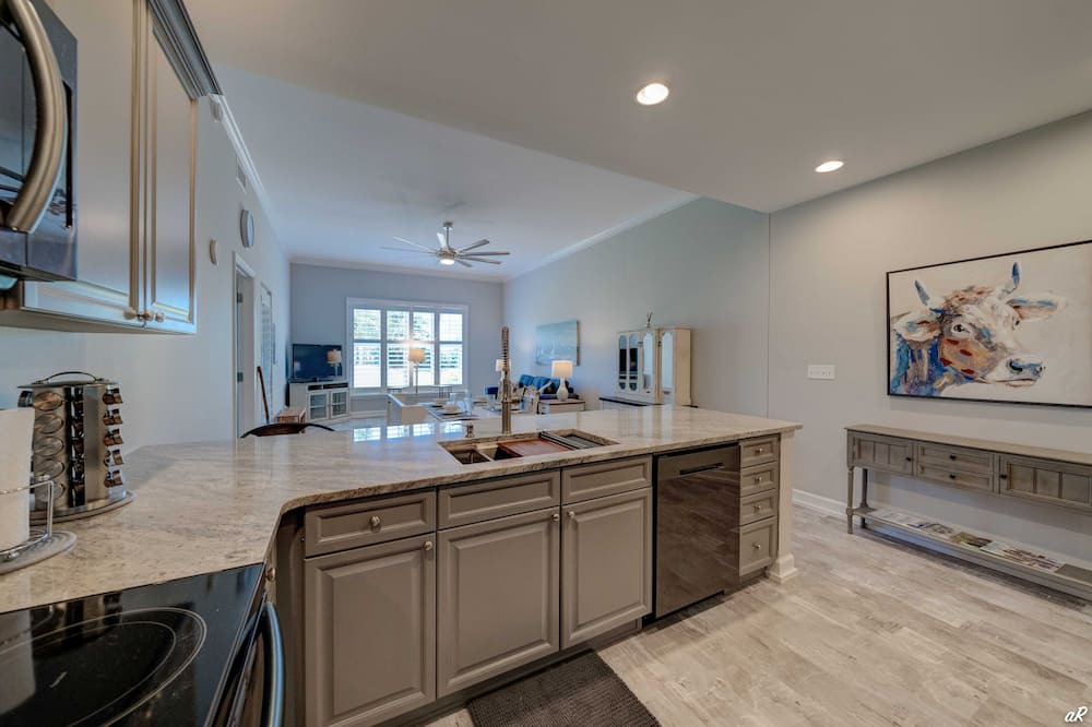 Photo of Kitchen in Upper Grand Lagoon