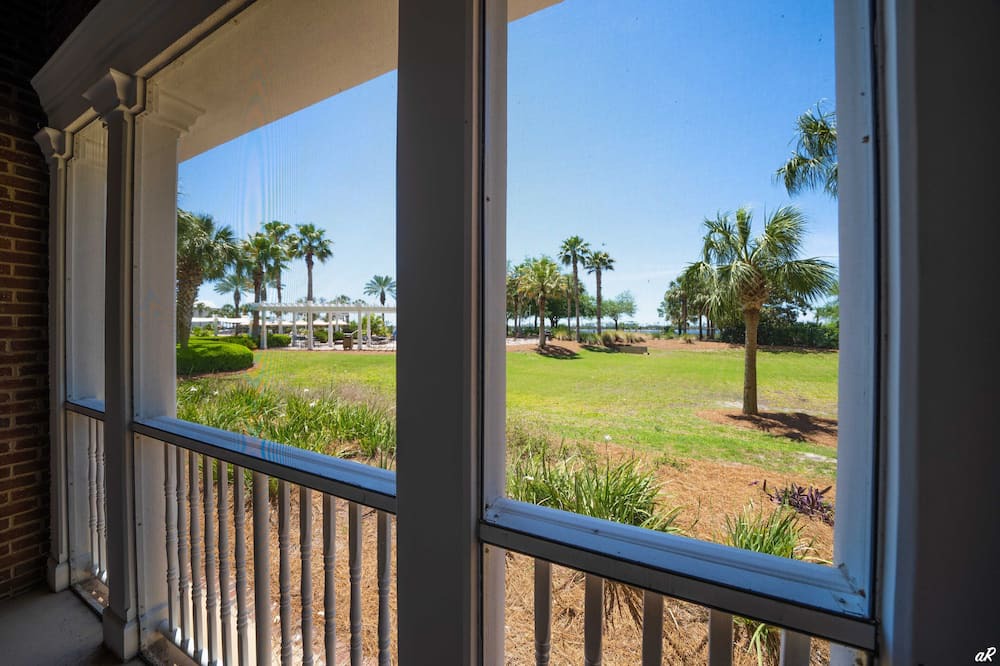 Photo of Patio Balcony in Upper Grand Lagoon