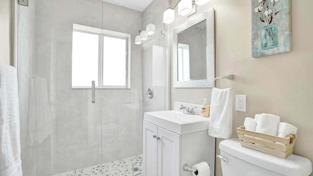 Photo of Bathroom in Highland Garden