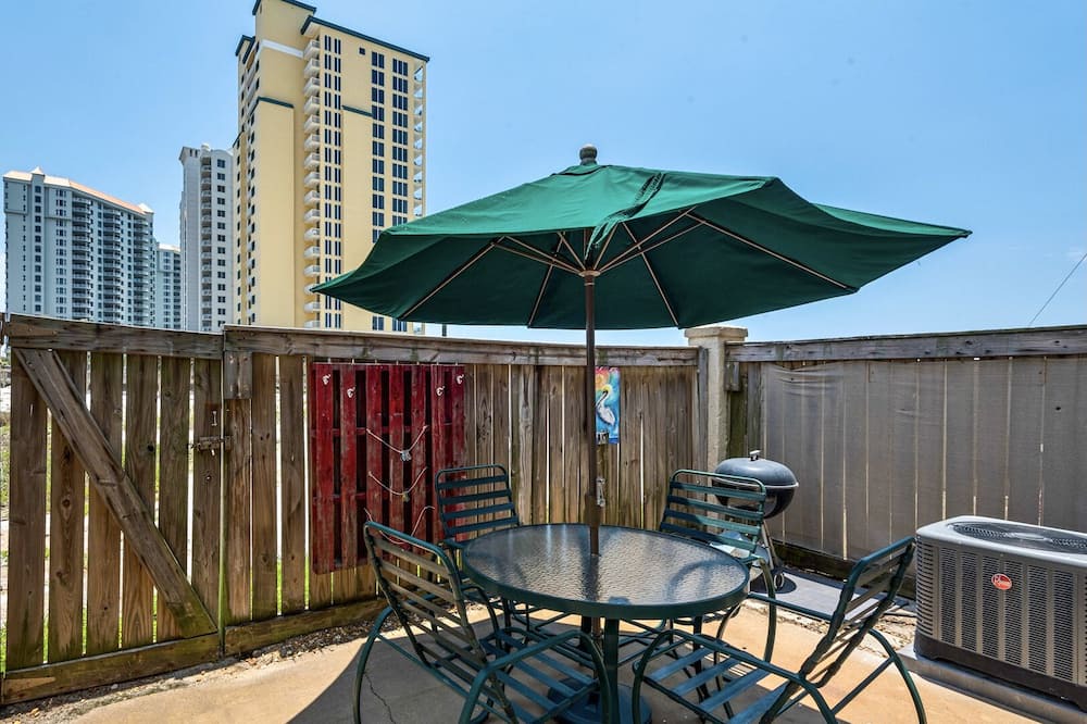 Photo of Patio Balcony in Sugar Beach