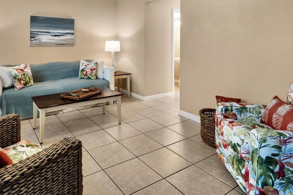 Photo of Livingroom in Sugar Beach