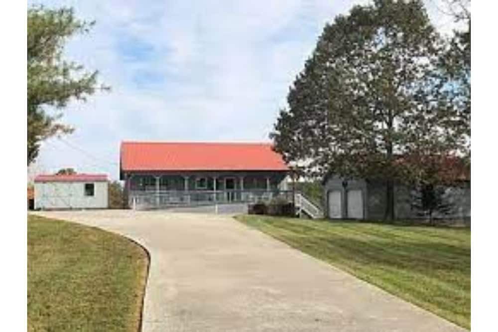 Photo of Others in Dandridge