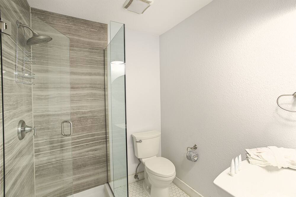 Photo of Bathroom in Miramar Beach
