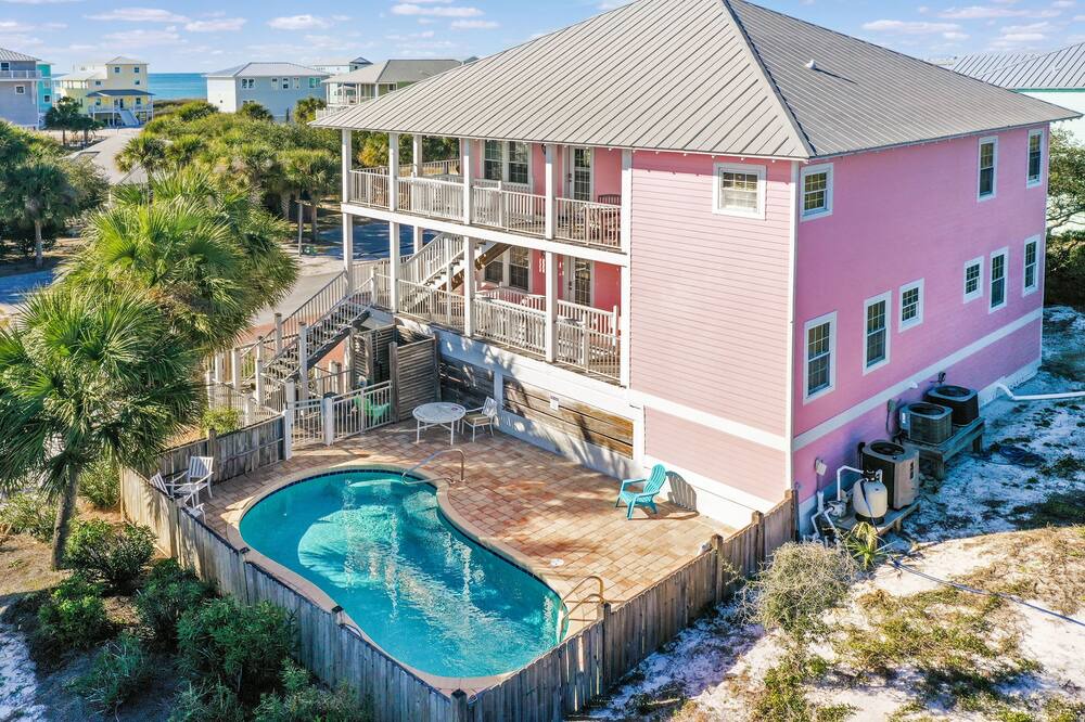 Photo of Outdoor in Seagrass