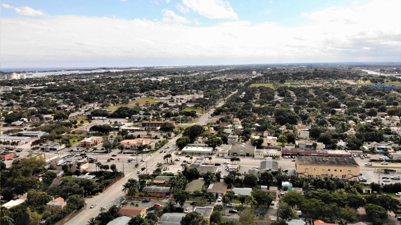Photo of Outdoor in Poiciana Park II