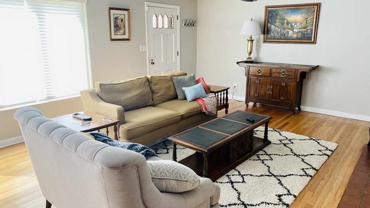 Photo of Livingroom in Woodland Drives