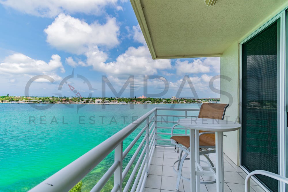 Photo of Patio Balcony in St. Petersburg