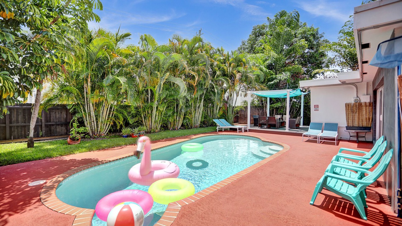 Photo of Outdoor in Royal Poinciana