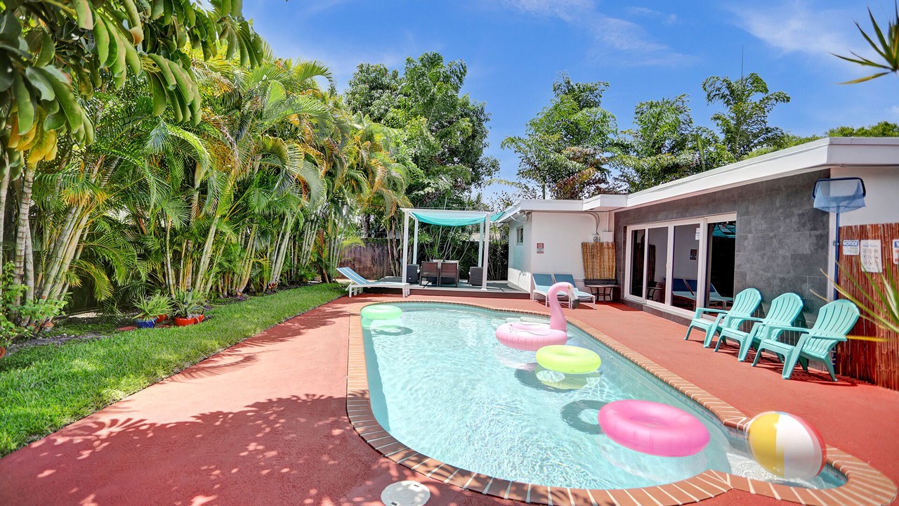 Photo of Outdoor in Royal Poinciana