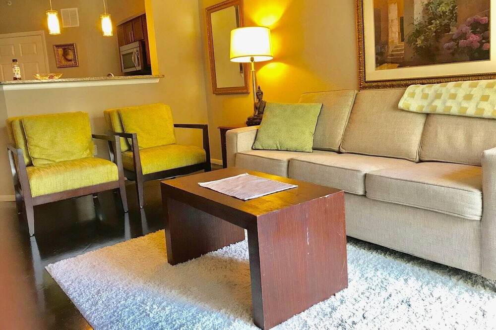 Photo of Livingroom in Channel District