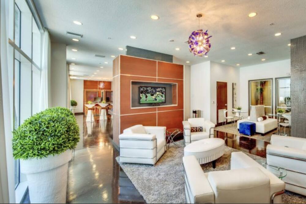 Photo of Livingroom in Channel District