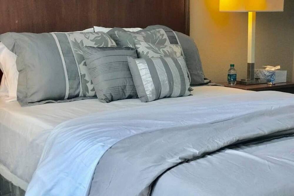Photo of Bedroom in Channel District