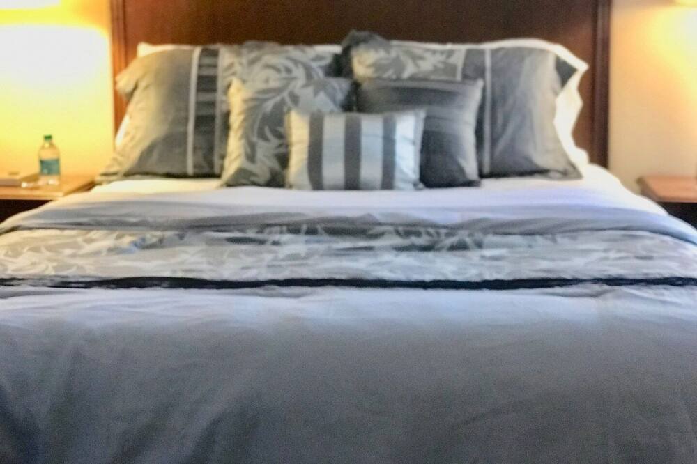 Photo of Bedroom in Channel District