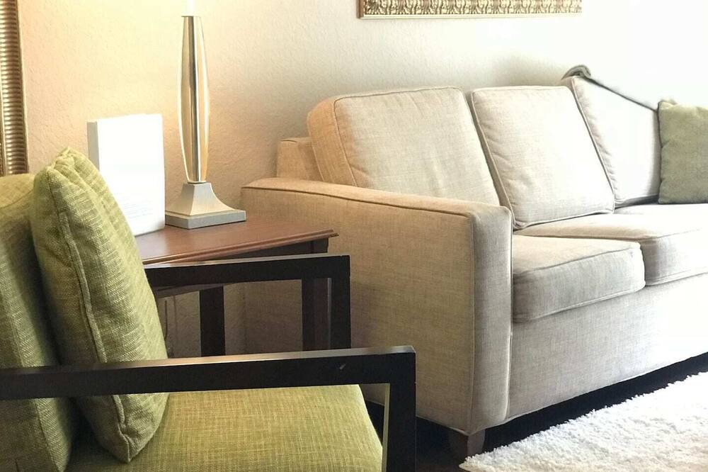 Photo of Livingroom in Channel District