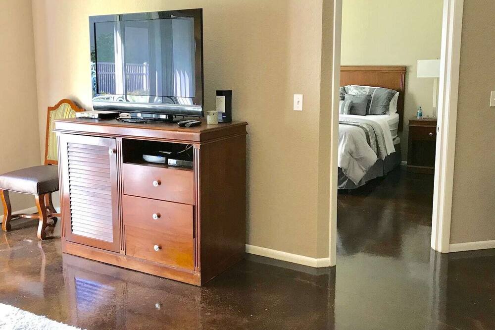 Photo of Bedroom in Channel District