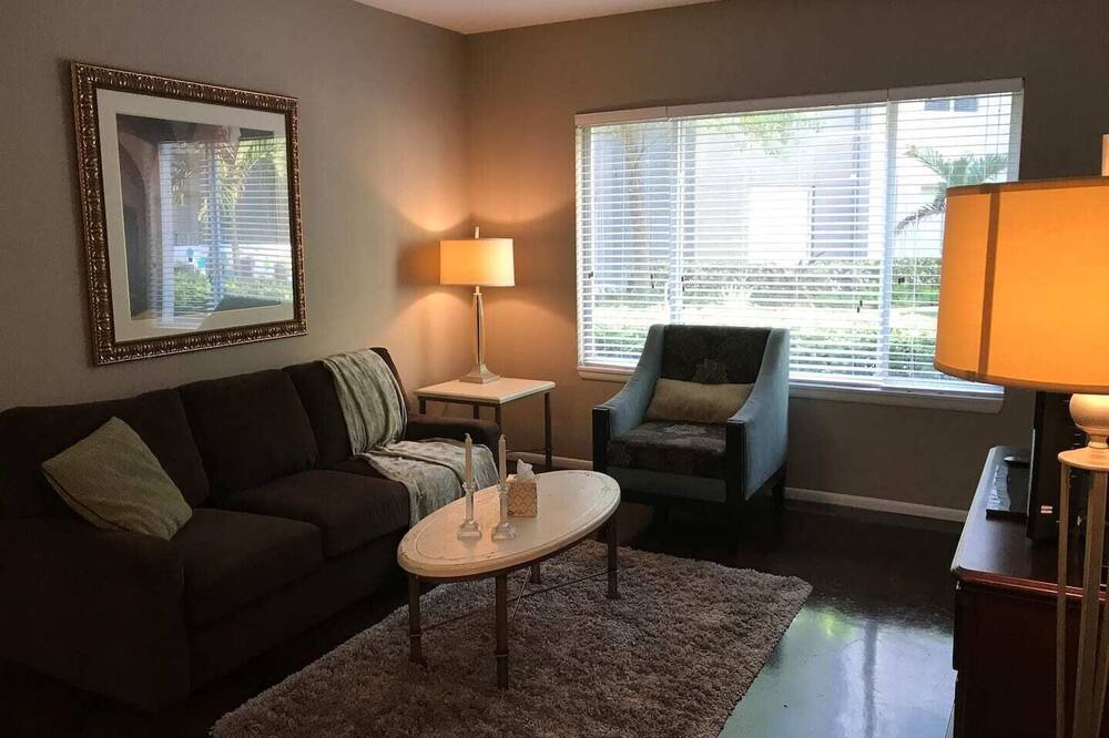 Photo of Livingroom in Channel District