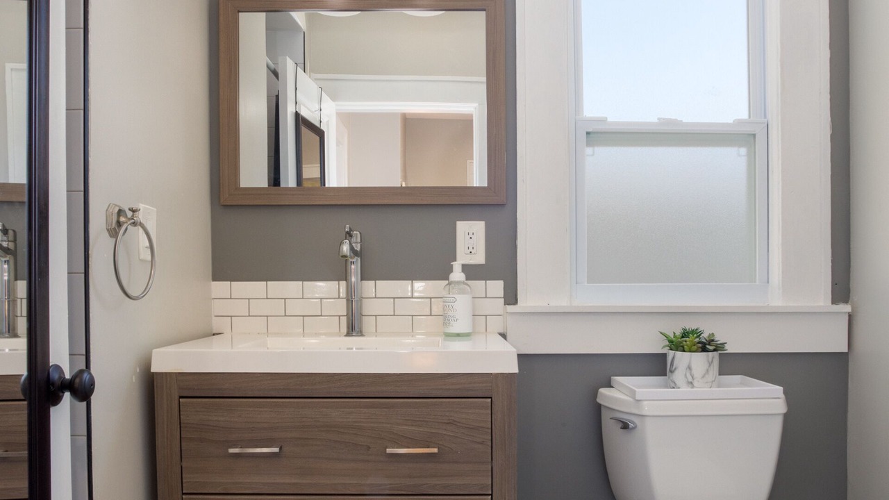 Photo of Bathroom in Crescent Lake