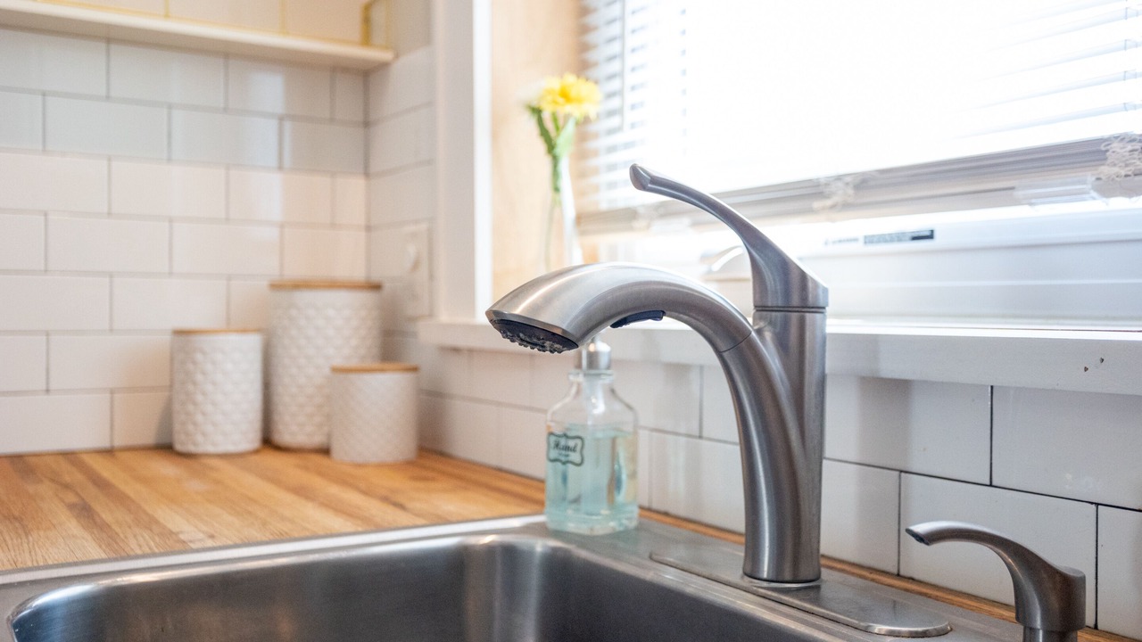 Photo of Kitchen in Crescent Lake