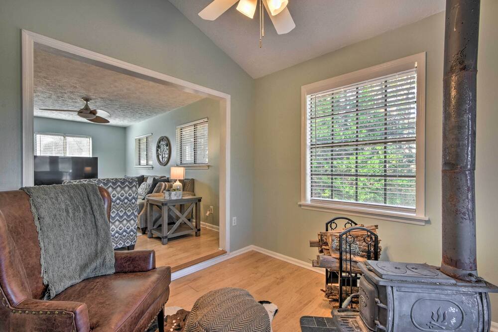 Photo of Bedroom in Lake Ranch Estates