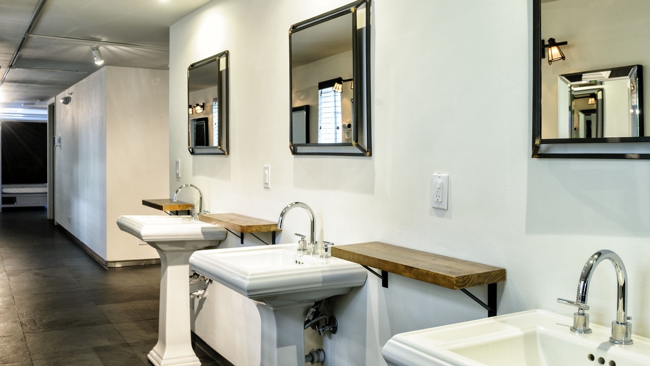 Photo of Bathroom in Flamingo/Lummus