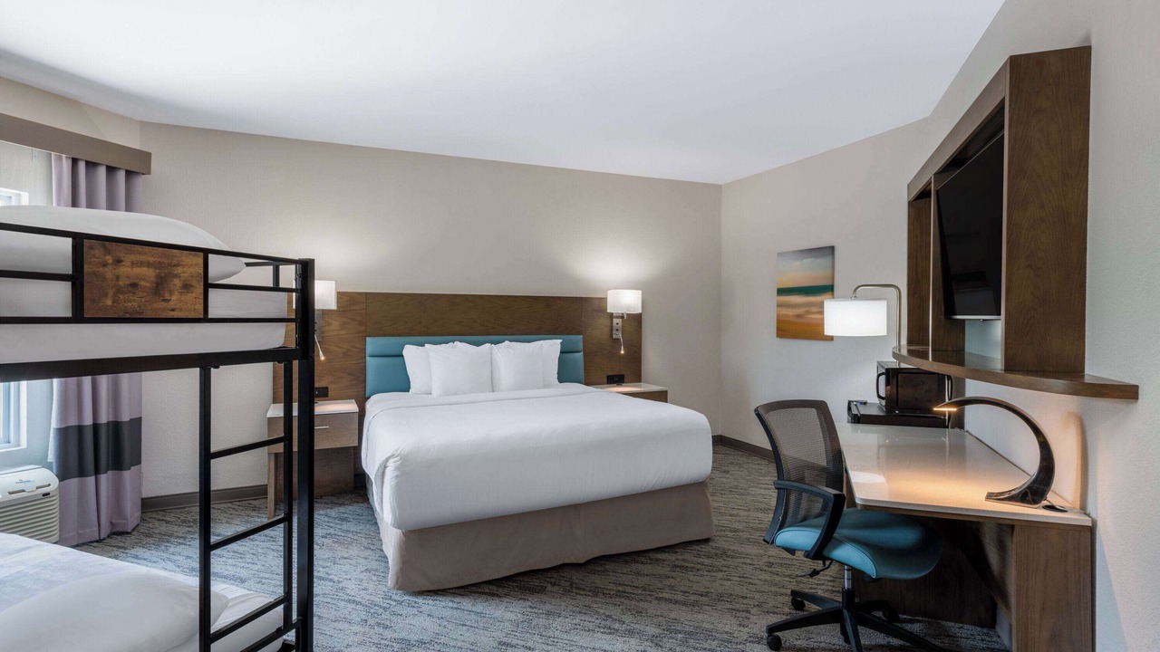 Photo of Bedroom in Tallahassee